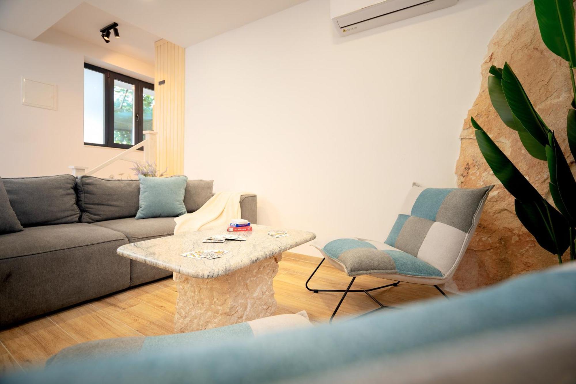 Apartment Lux & View - Sveta Nedjelja *